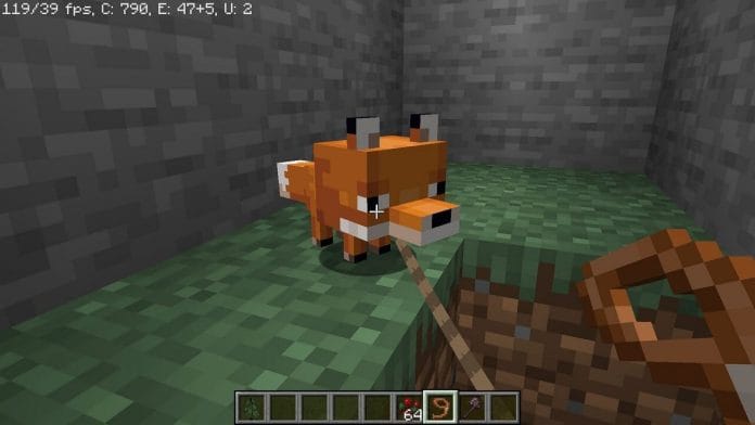 Tamed Fox in Minecraft