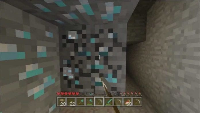 How To Craft a Diamond Pickaxe in Minecraft - The Best Mining Tool ...